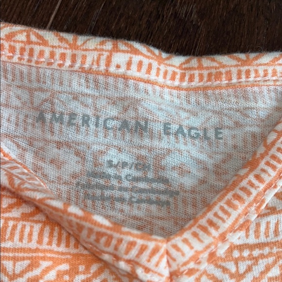 American Eagle Cropped Orange Patterned Women's Top - Picture 3 of 3